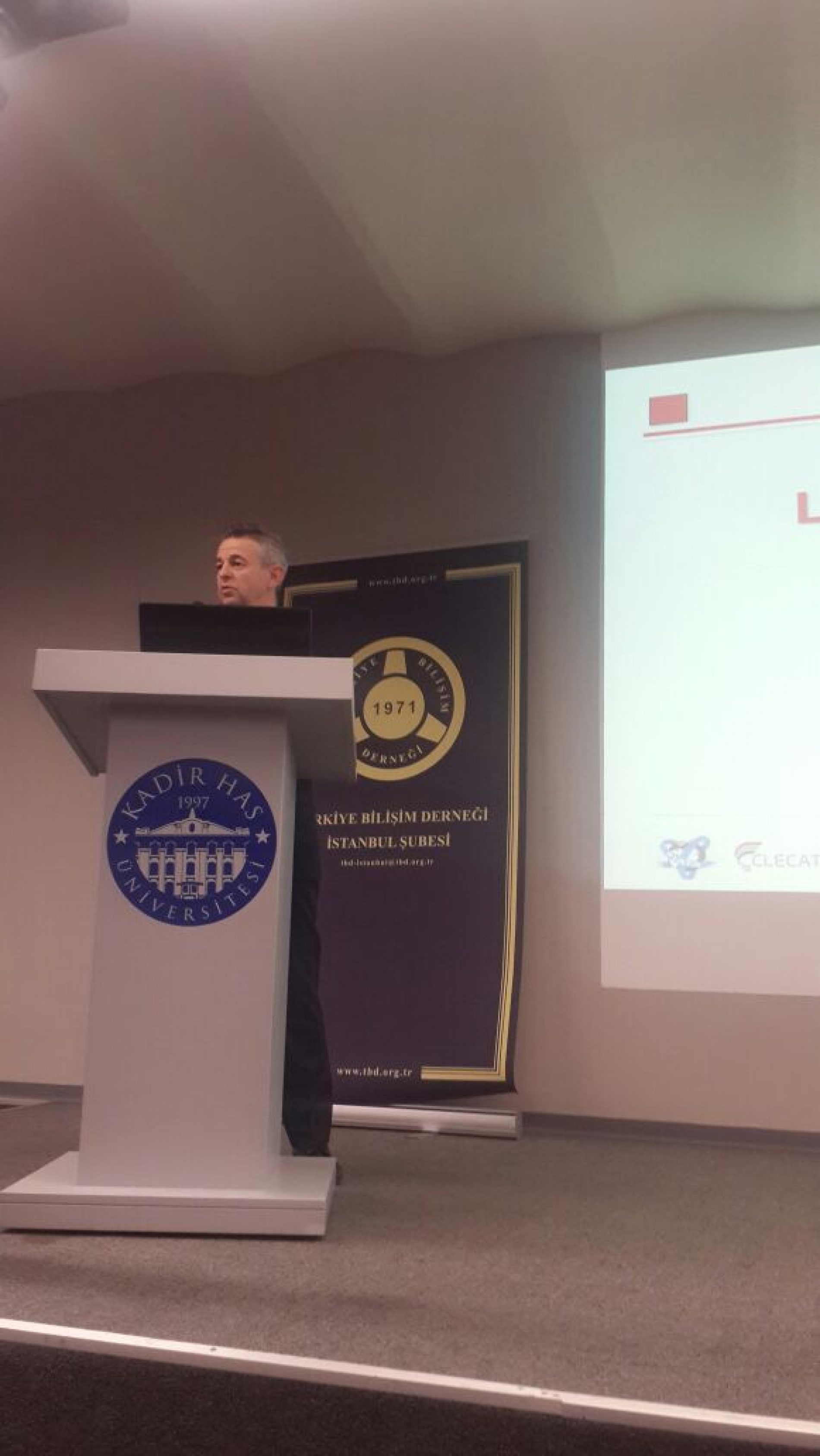V. LOJİSTİKTE BİLİŞİM SEMPOZYUMU , 23.Mayıs.2017 tarihinde  “Yeni Trendler Yeni Teknolojiler” ana temasıyla yapıldı.