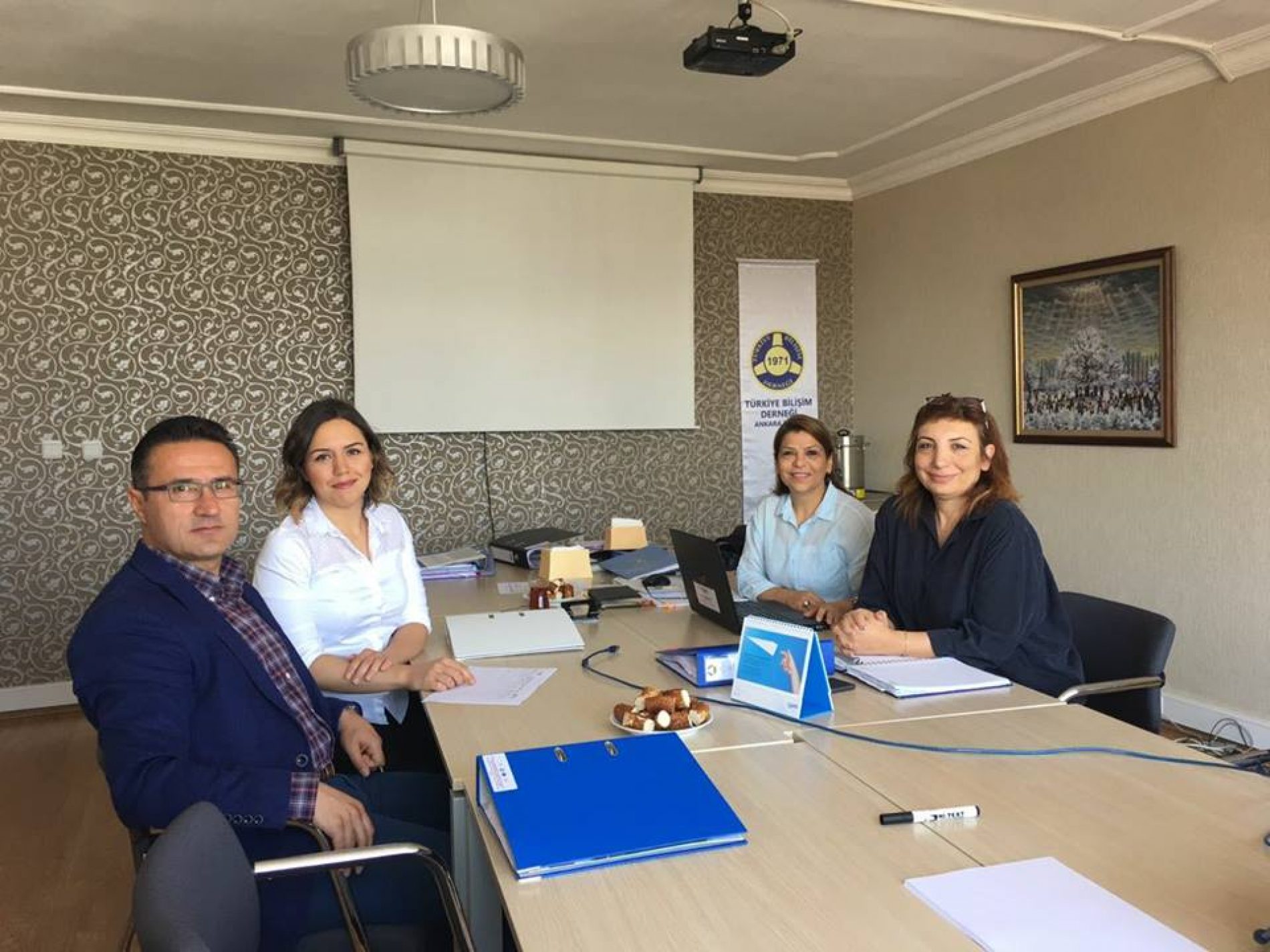 Bilişimle Girişimci Kadın Projesi son izleme ve değerlendirme toplantısı