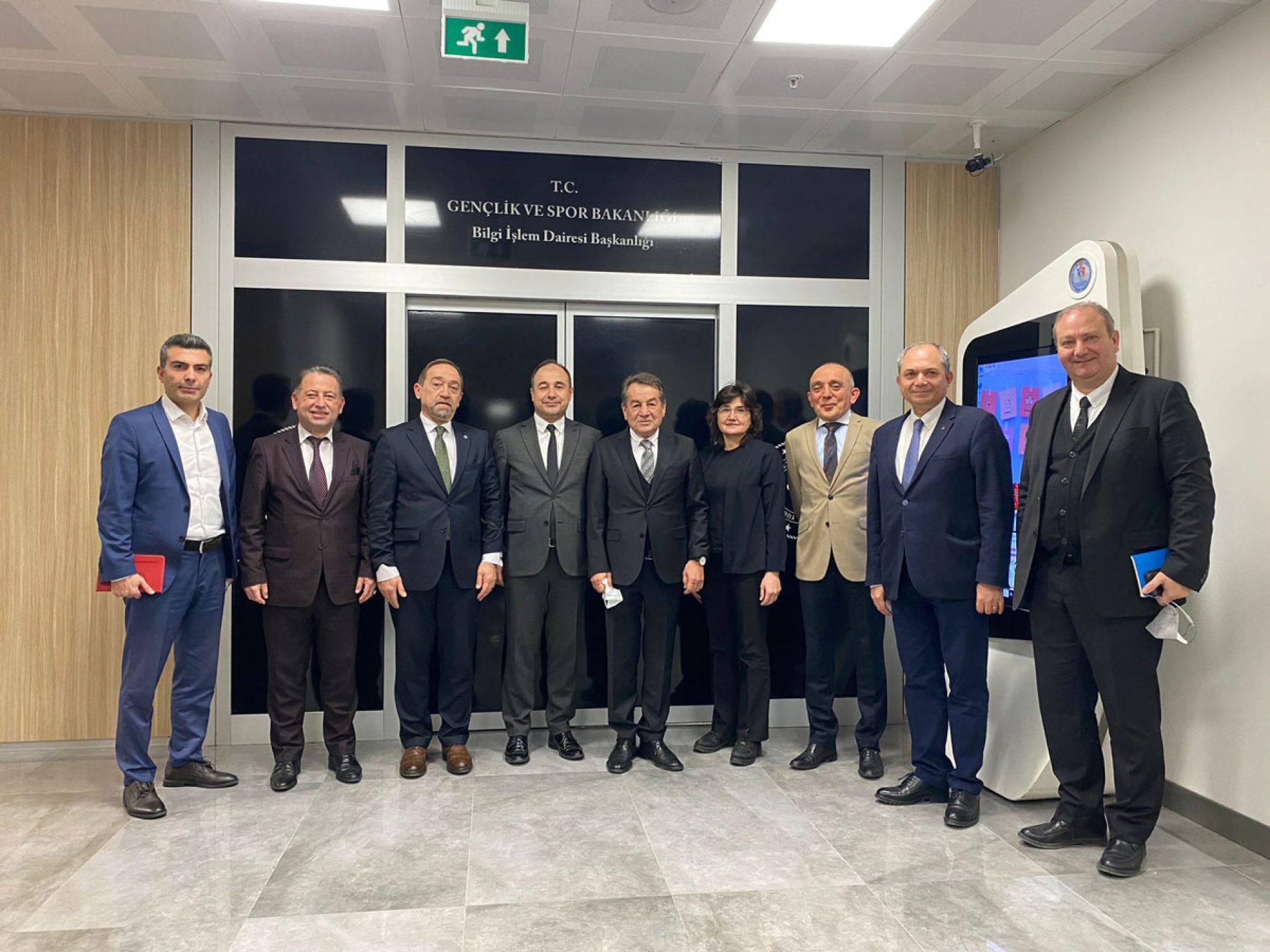 TBD Genel Başkanı Sn. Rahmi AKTEPE T.C Gençlik ve Spor Bakanlığı Bilgi İşlem Daire Başkanı Sn. Dr. İbrahim SEMİZOĞLU’nu Makamında Ziyaret Etti