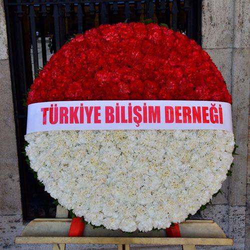 22 Nisan 1971 Yılında Kurulan Türkiye Bilişim Derneği’nin 51. Kuruluş Yıldönümü Anısına ATA’mızı Ziyaret Ettik